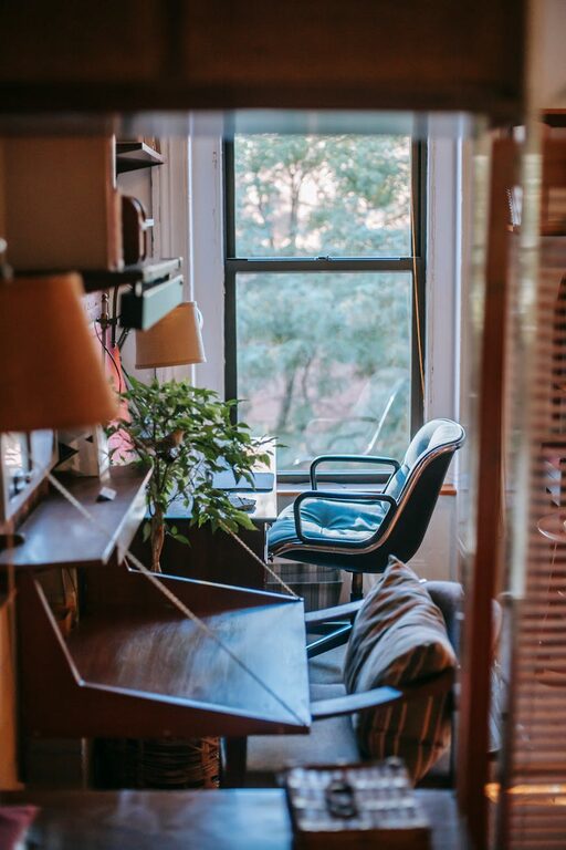 Tips for Creating a Cozy and Inviting Home Workspace